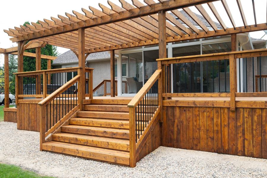 Deck & fence restoration