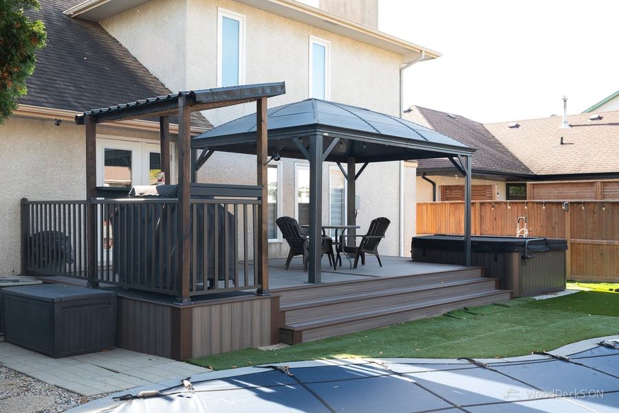 Composite deck, St. Vital